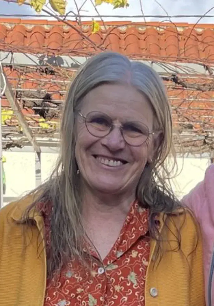 Dominique Donnet, agricultrice éleveuse retraitée au Gîte du Pont de Burgen